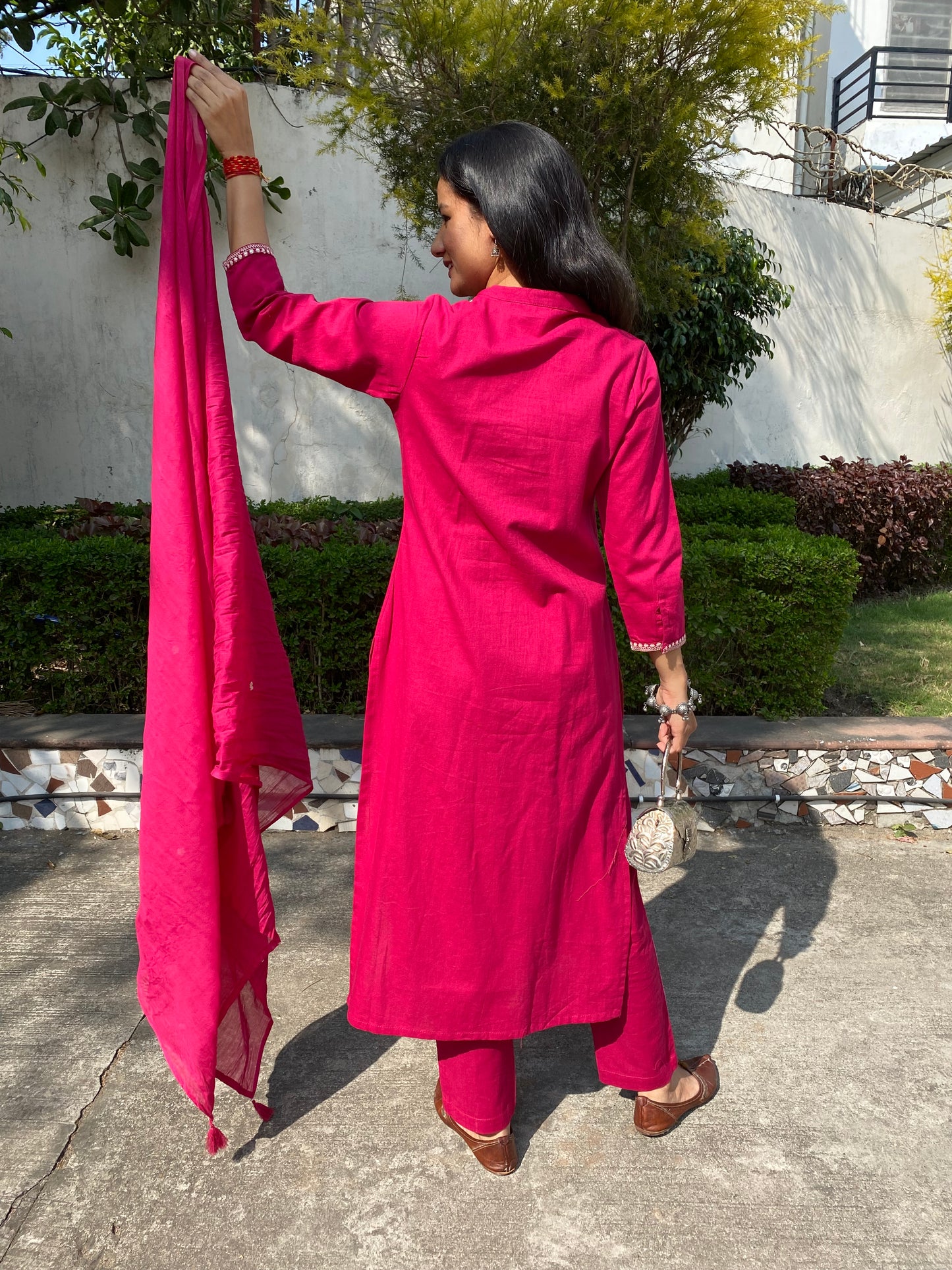 Lucknavi Work Cotton Suit Set with Mul Dupatta- Pink