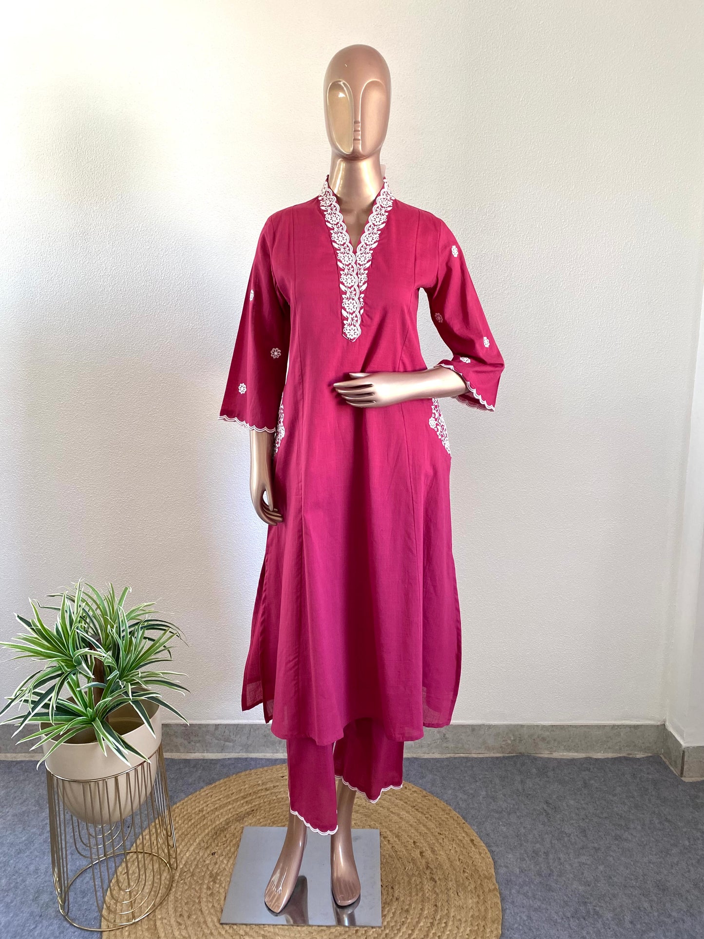 Embroidered Pocket Kurta Pant Set