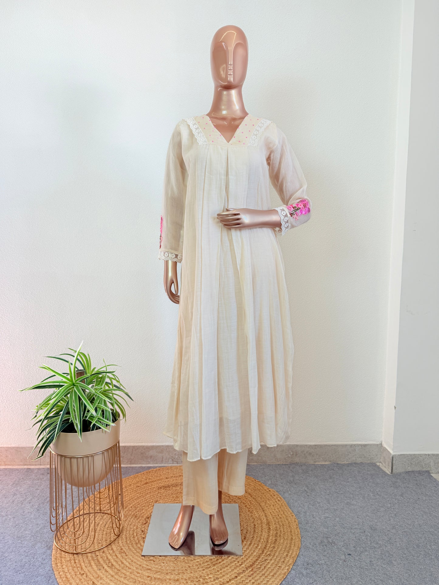 V Neck Line Hand Embroidered Mul Chanderi Suit Set