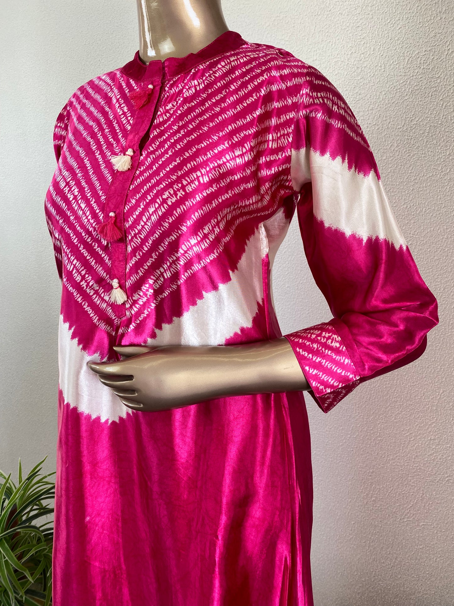 Bandhani Gajji Silk Kurta Pant Set - Pink