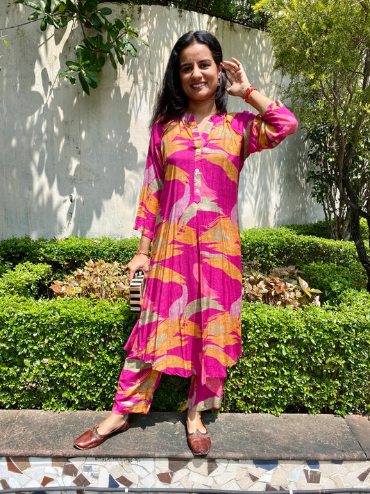 Abstract Print Muslin Kurta Pant Set