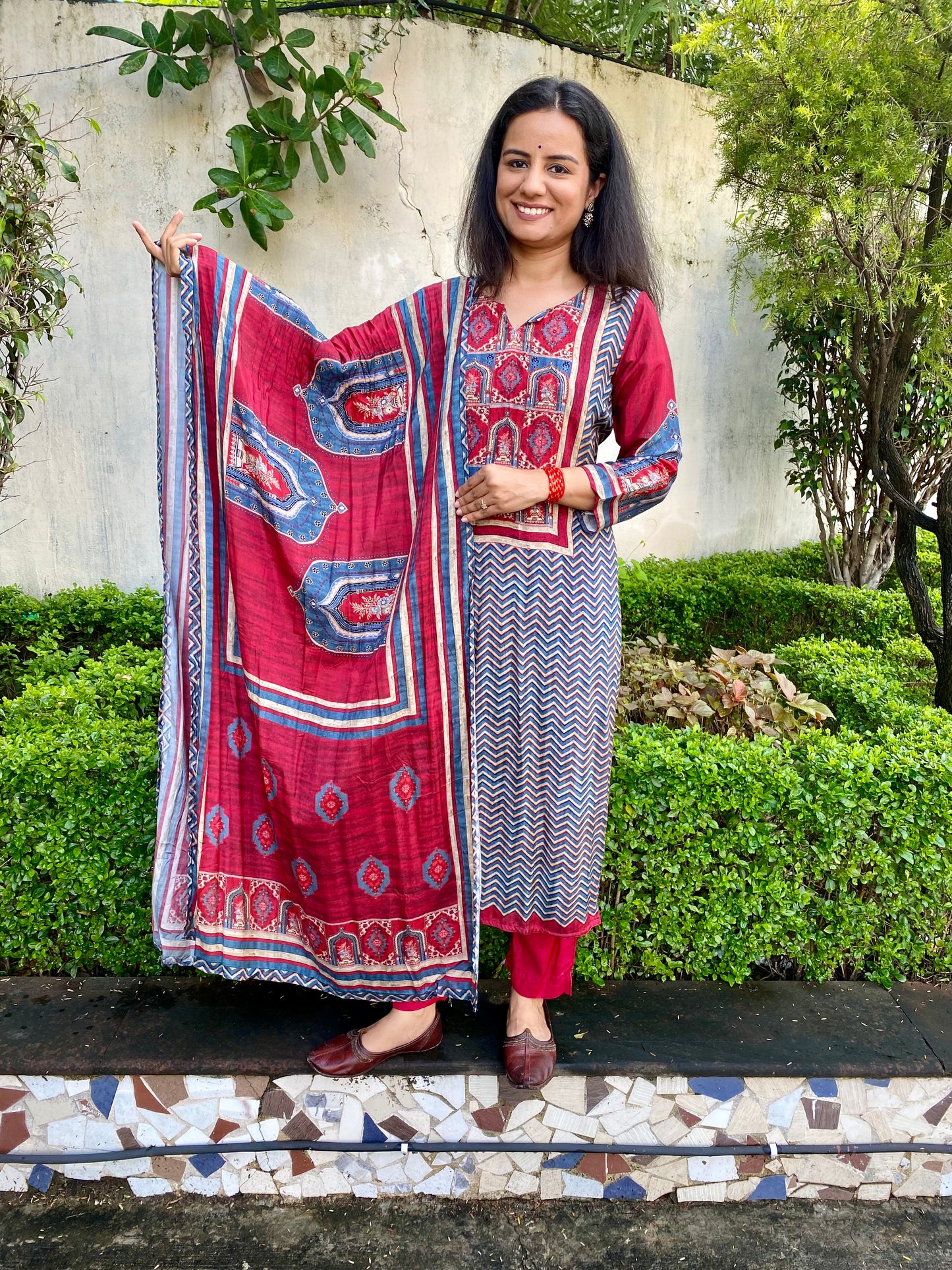 Jharokha Print Muslin Suit Set