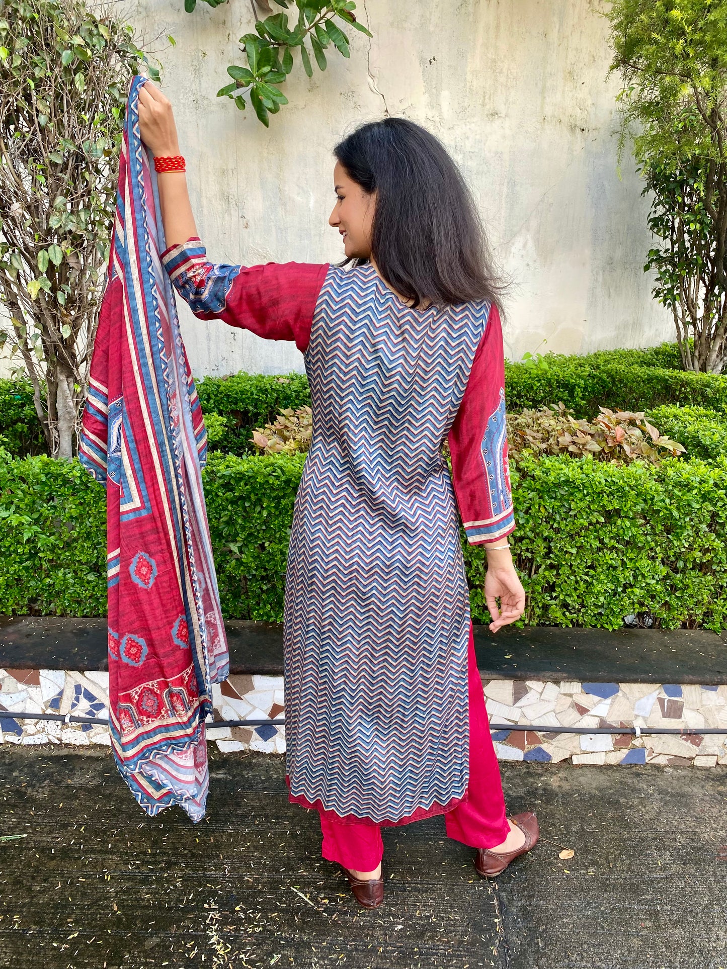 Jharokha Print Muslin Suit Set