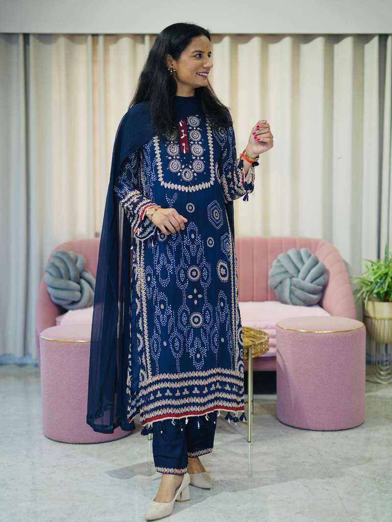 Shell Printed Premium Georgette Suit Set- Blue