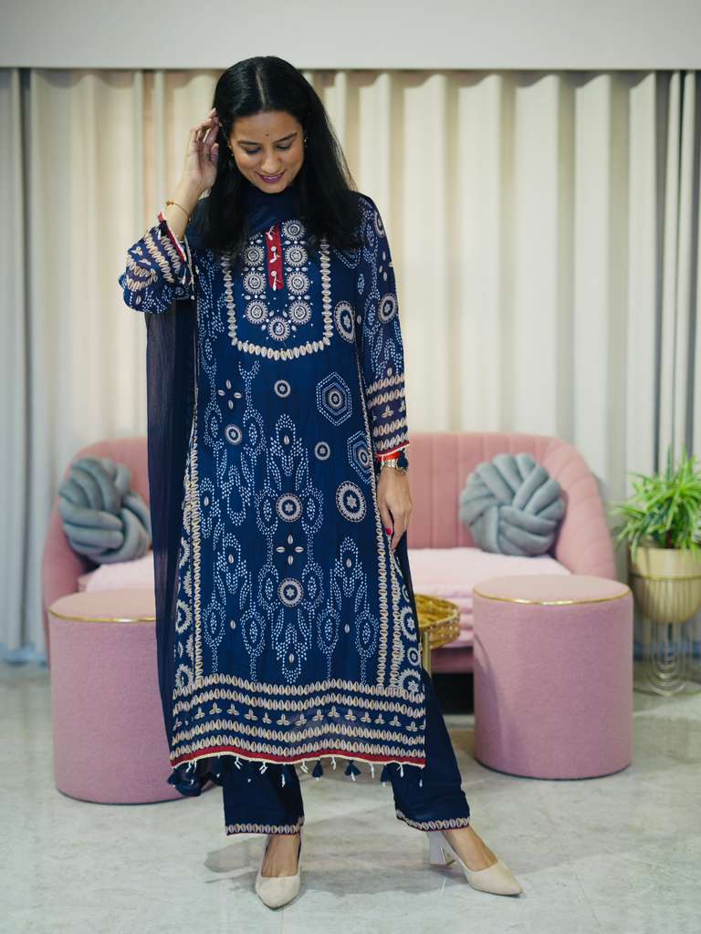 Shell Printed Premium Georgette Suit Set- Blue