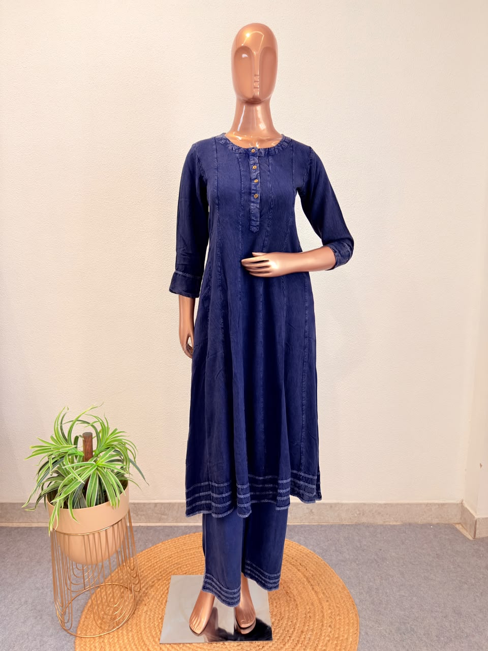 Stone Washed Anarkali Kurta Pant Set-Blue