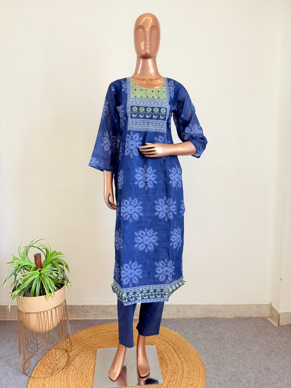 Chanderi Linen Printed Straight Suit
