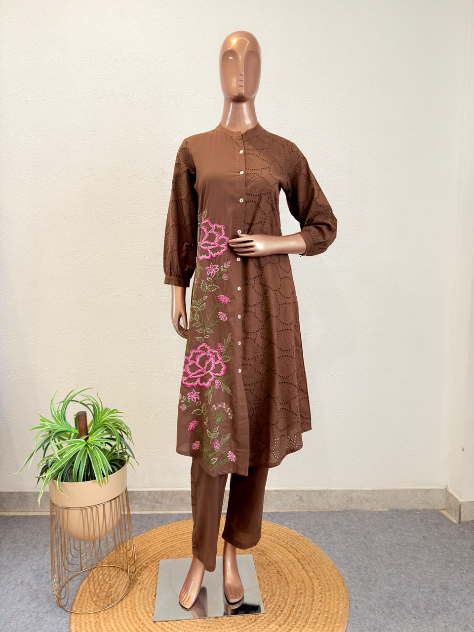 Schifili Cotton Kurta Pant Set with Embroidery