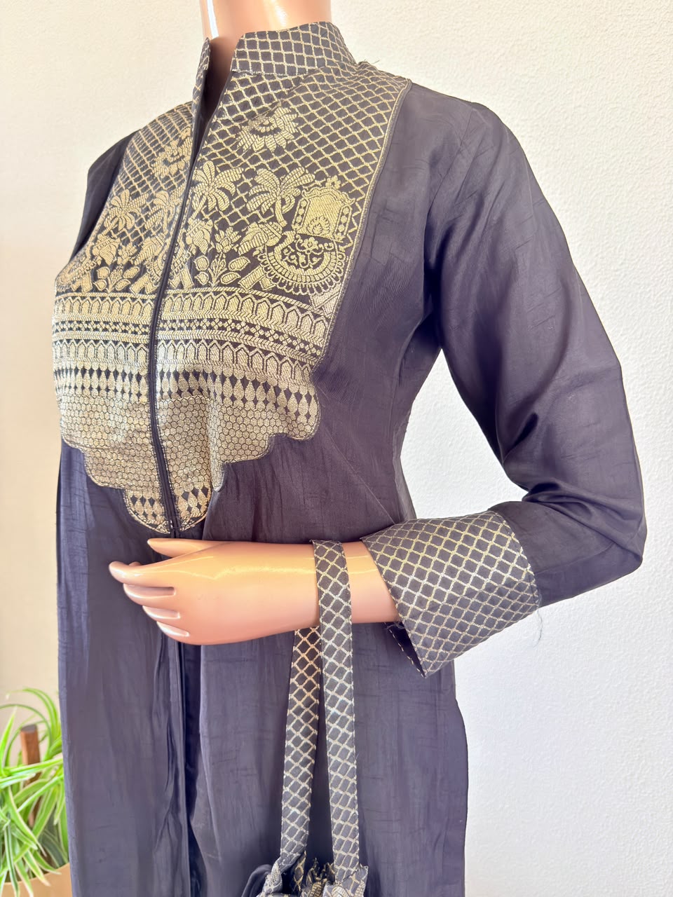 Celebrity Inspired Silk Suit with Banarasi Yoke & potli