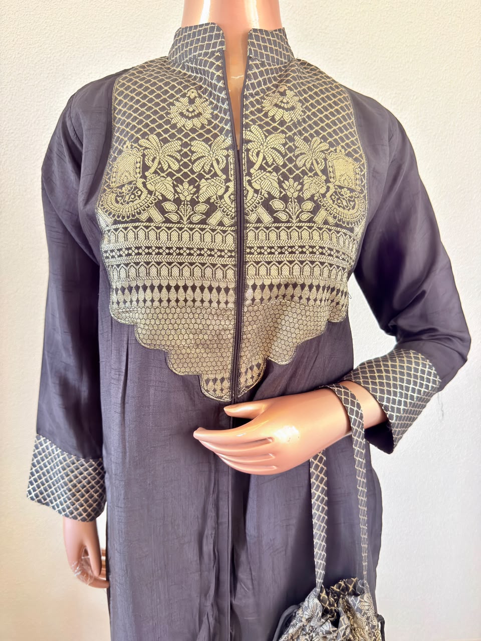 Celebrity Inspired Silk Suit with Banarasi Yoke & potli