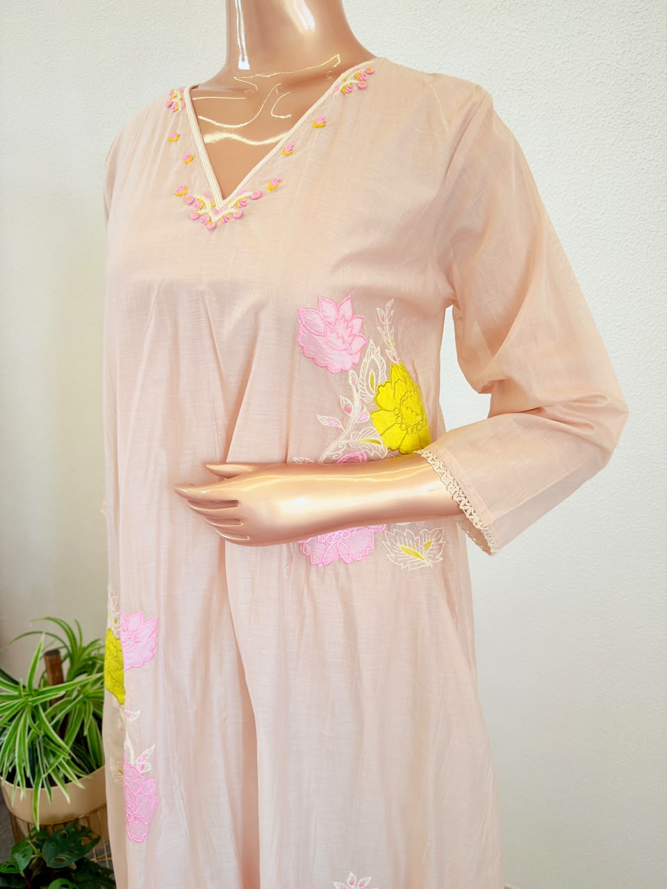 Ivory Semi Mul Chanderi Suit Set with Neon Applique Work