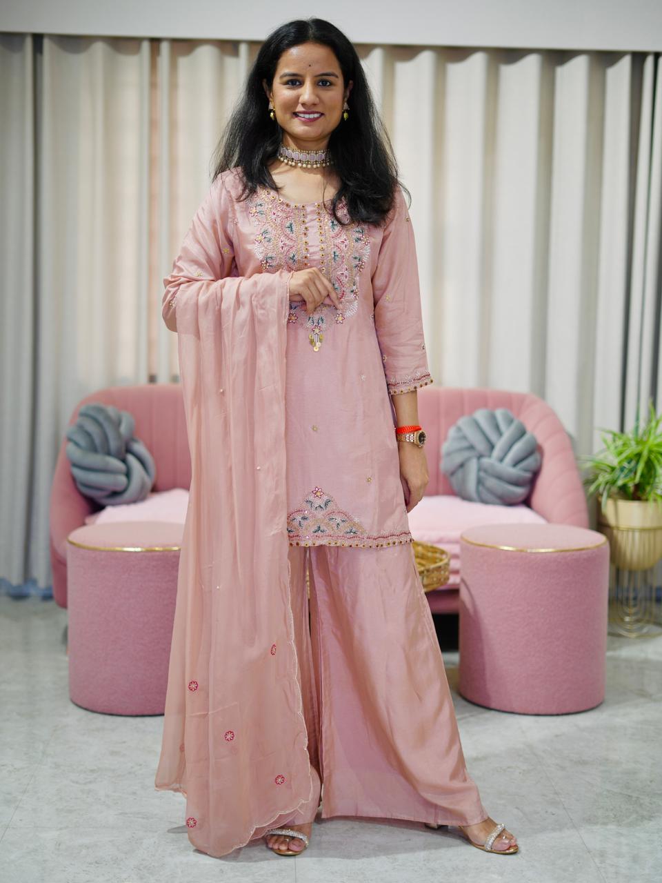 Dola Silk Short Kurta Suit Set- Peach