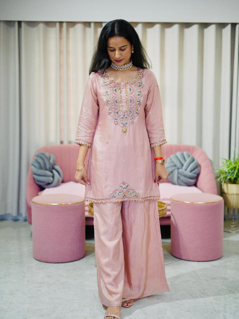 Dola Silk Short Kurta Suit Set- Peach