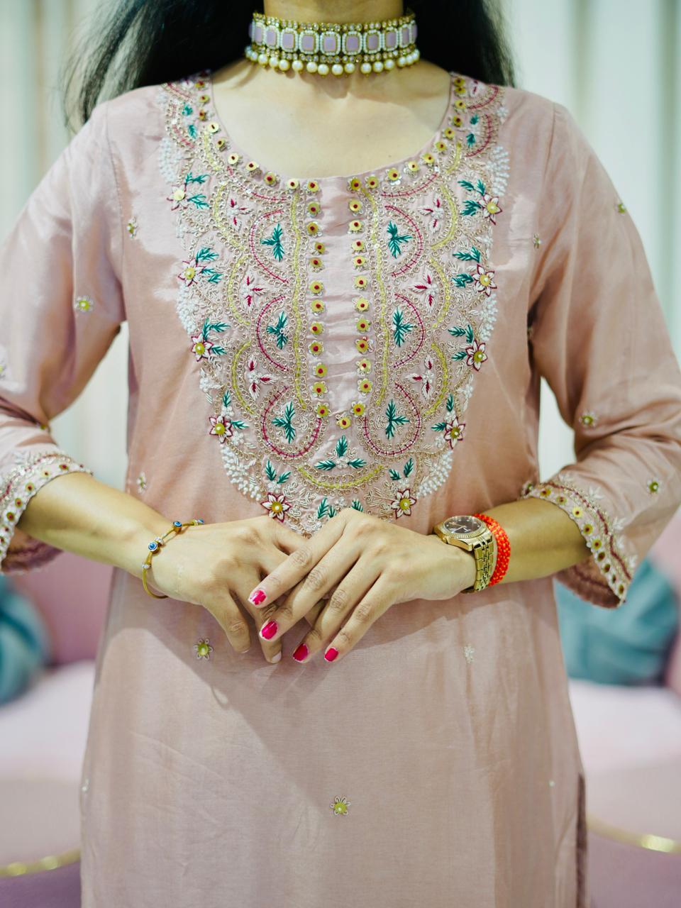 Dola Silk Short Kurta Suit Set- Peach