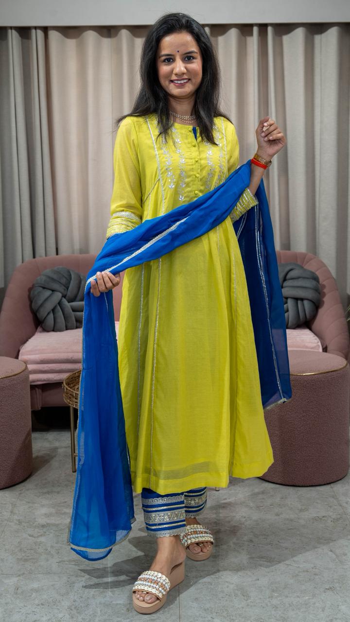 Mul Chanderi A line suit with Organza Dupatta and heavy Work