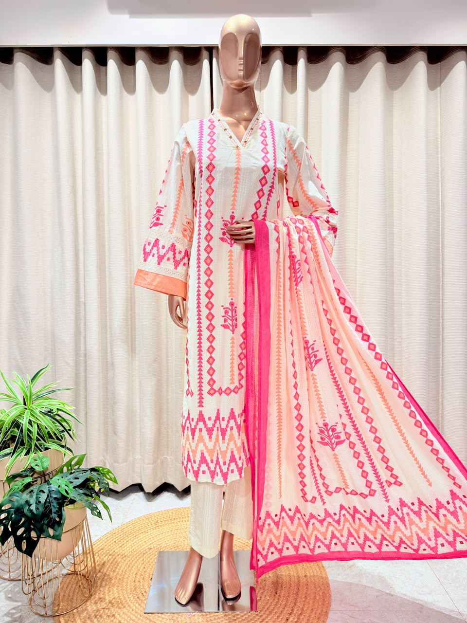 Geometric Print Cotton Suit Set with Coordinated Dupatta