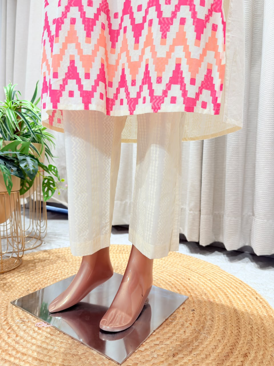 Geometric Print Cotton Suit Set with Coordinated Dupatta