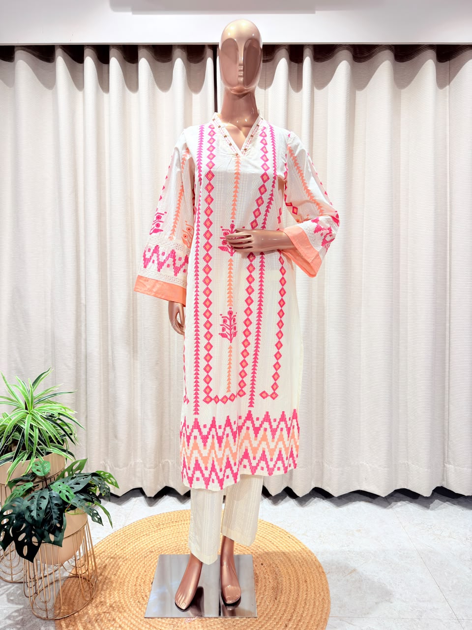 Geometric Print Cotton Suit Set with Coordinated Dupatta