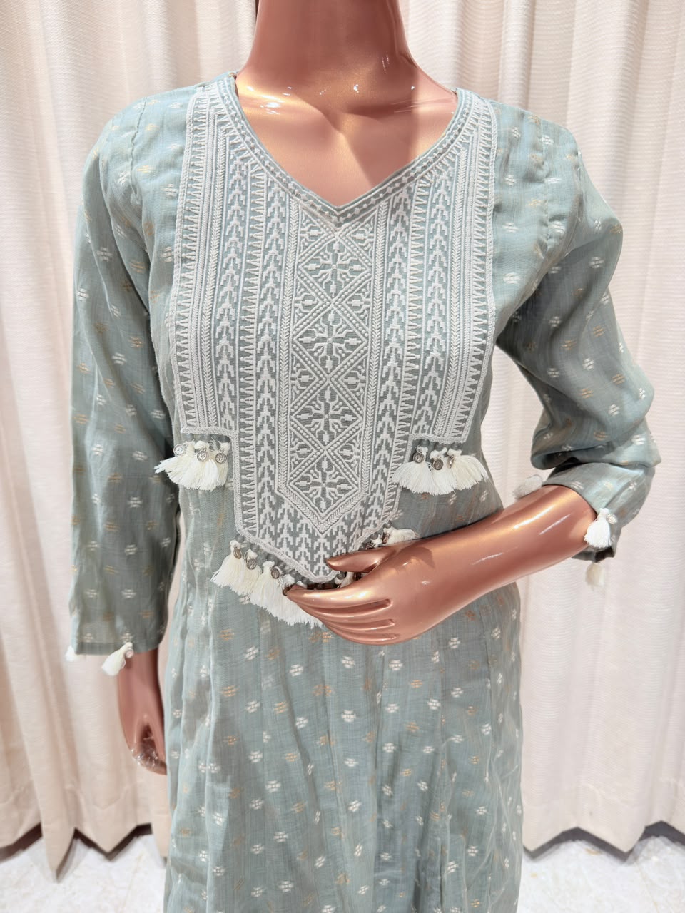 Embroidered Yoke Flared Suit Set with Scalloped Border Dupatta & Tassels
