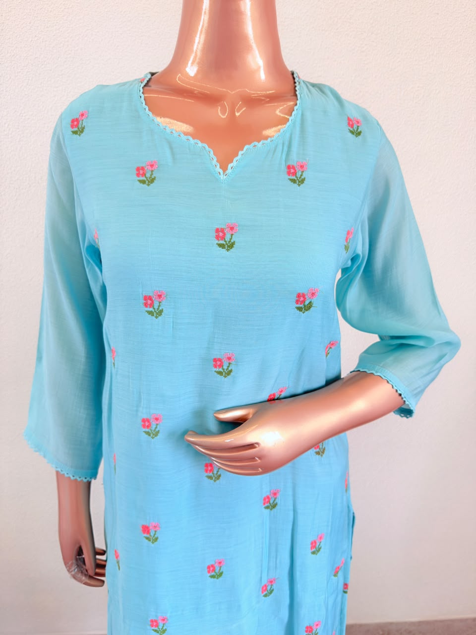 Scalloped Neckline Floral Embroidered Suit Set with Dupatta