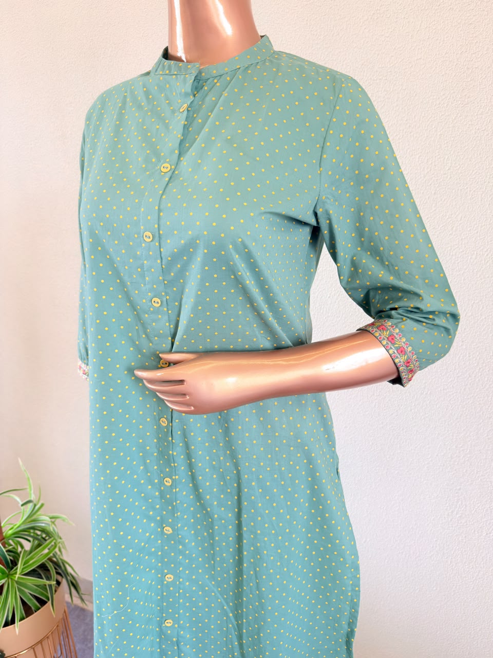 Polka Dot Print Front-Button Tunic Set with Trousers & Kota Doria Dupatta