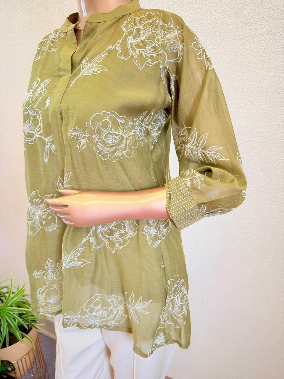 Floral Embroidered High-Low Coord Set with Tailored Trousers