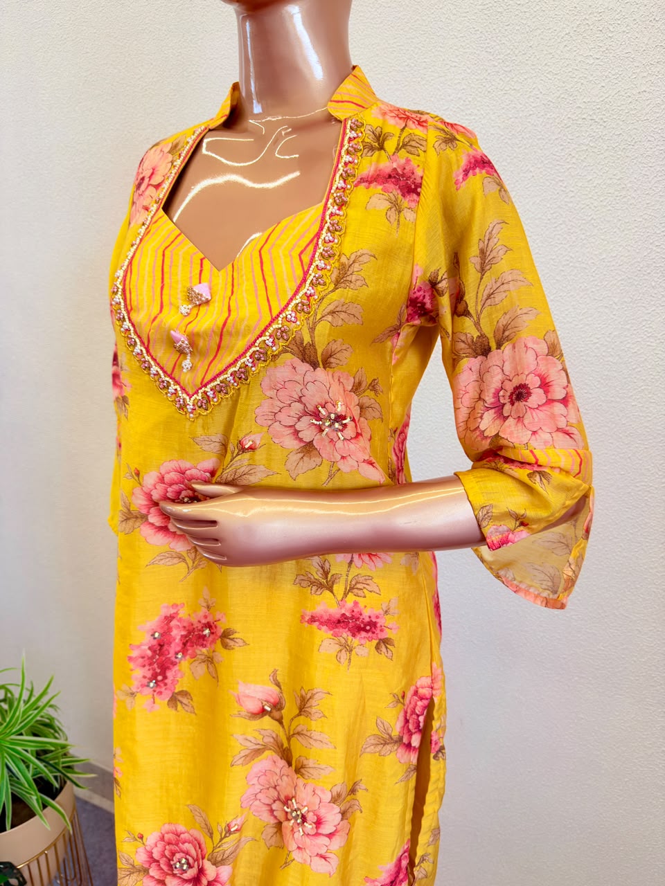 Floral Print 3-Piece Suit Set with Gota Neckline Details and Leheriya Print Pants