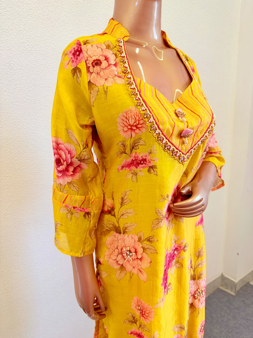 Floral Print 3-Piece Suit Set with Gota Neckline Details and Leheriya Print Pants