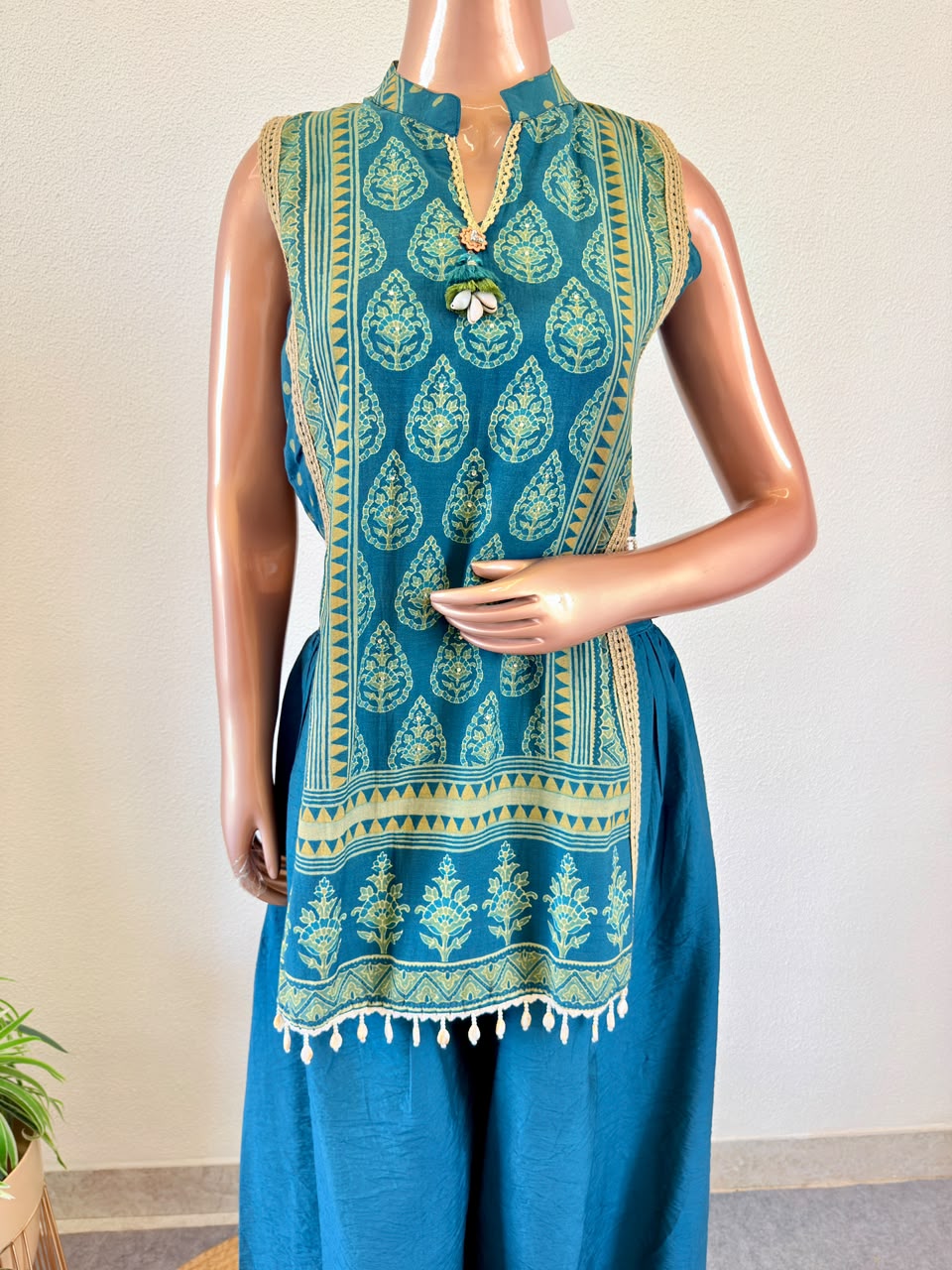 Teal Green Printed Sleeveless Kurta and Palazzo Set