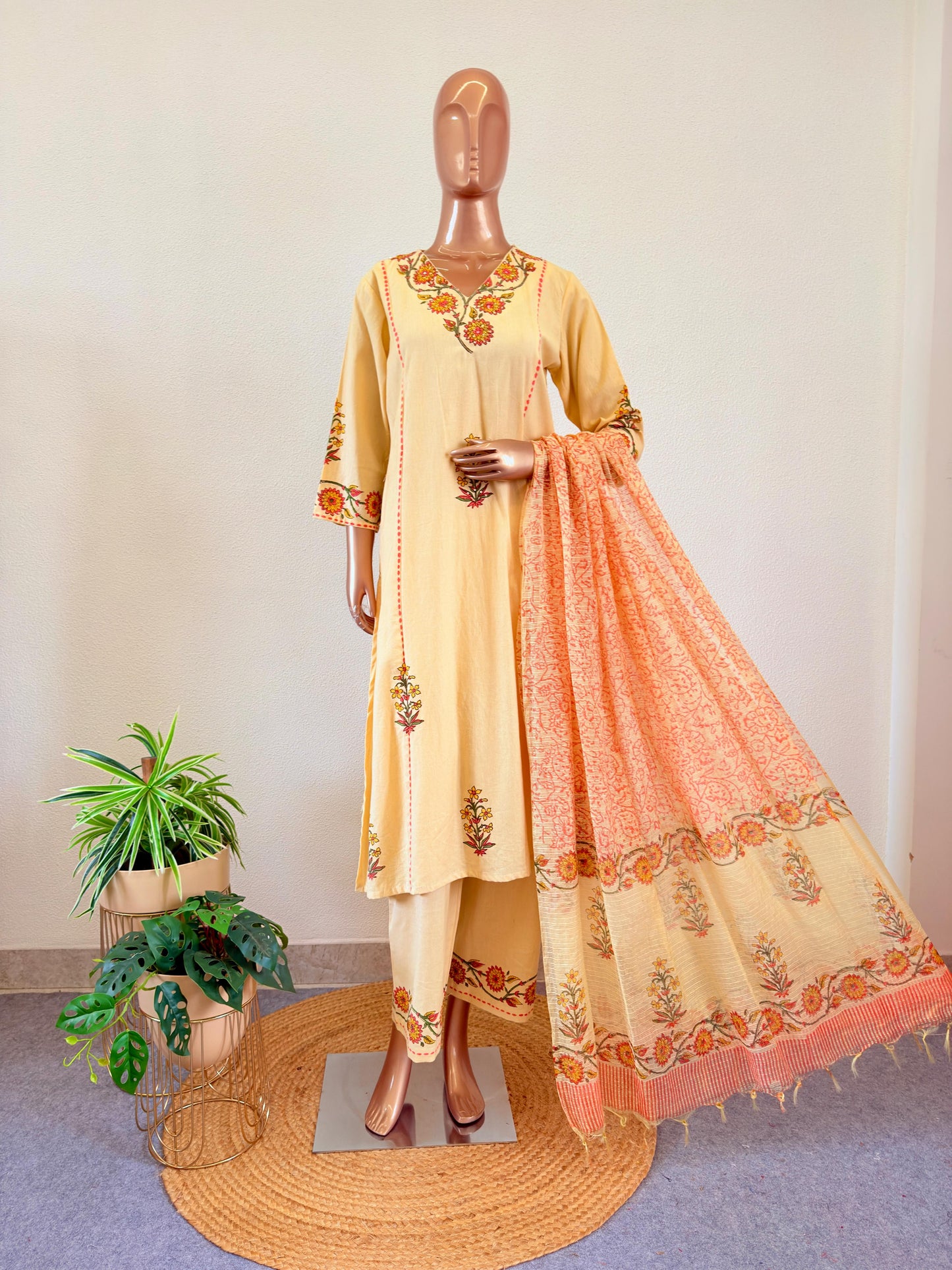 Floral Embroidered V-Neck Kurta Set with Trousers & Printed Kota Doria Dupatta