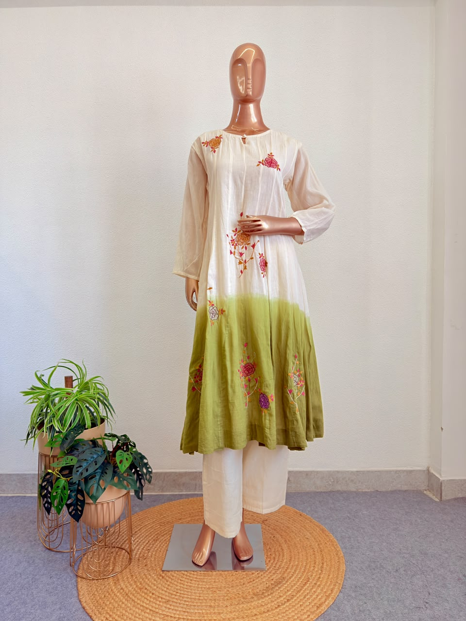 Ombre Mul Cotton Embroidered Flared Kurta Set with Scalloped Dupatta - Green