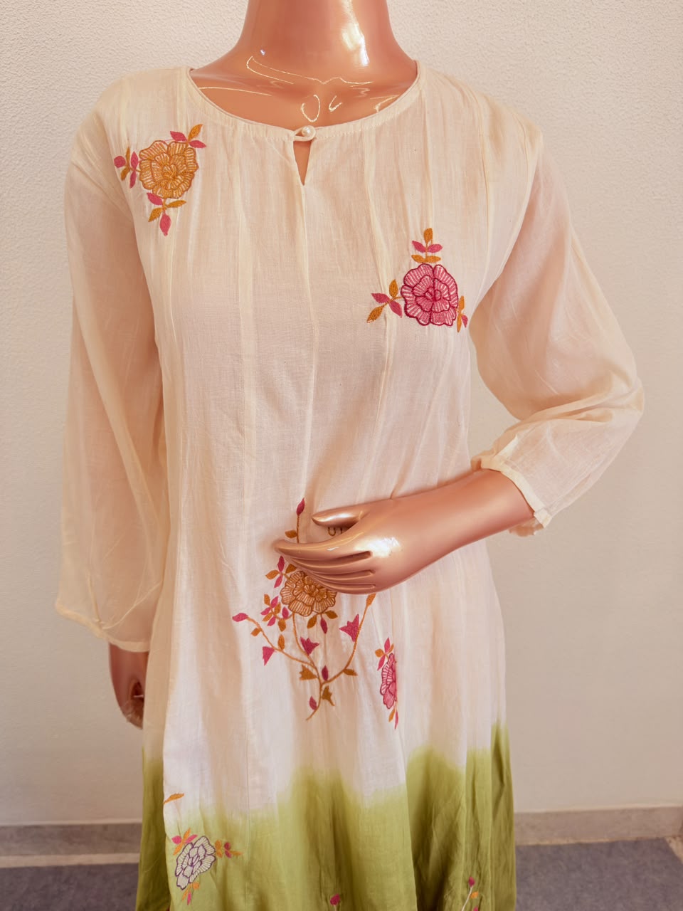 Ombre Mul Cotton Embroidered Flared Kurta Set with Scalloped Dupatta - Green