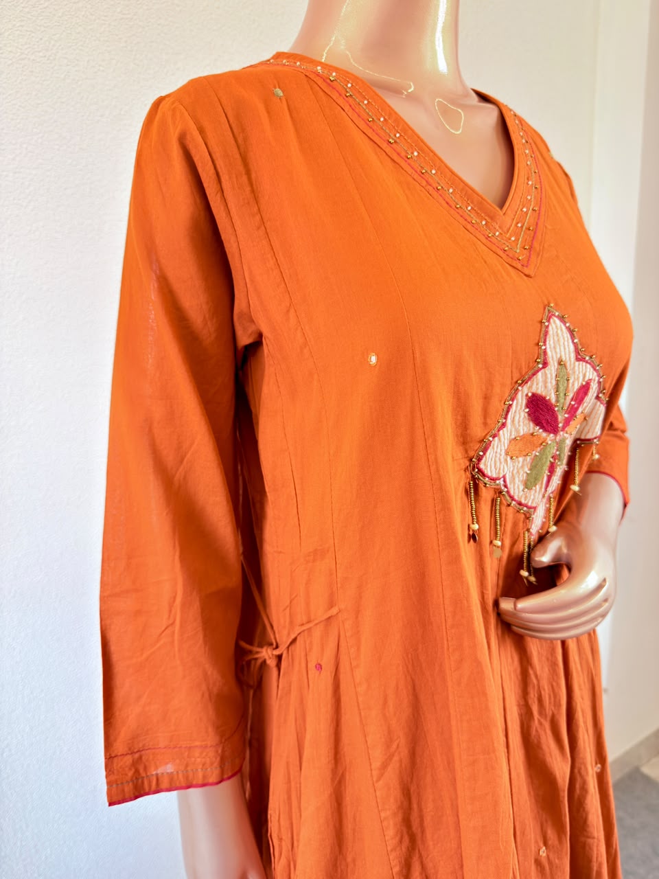 Mul Cotton Anarkali Suit Set with Embroidered Floral Applique Work