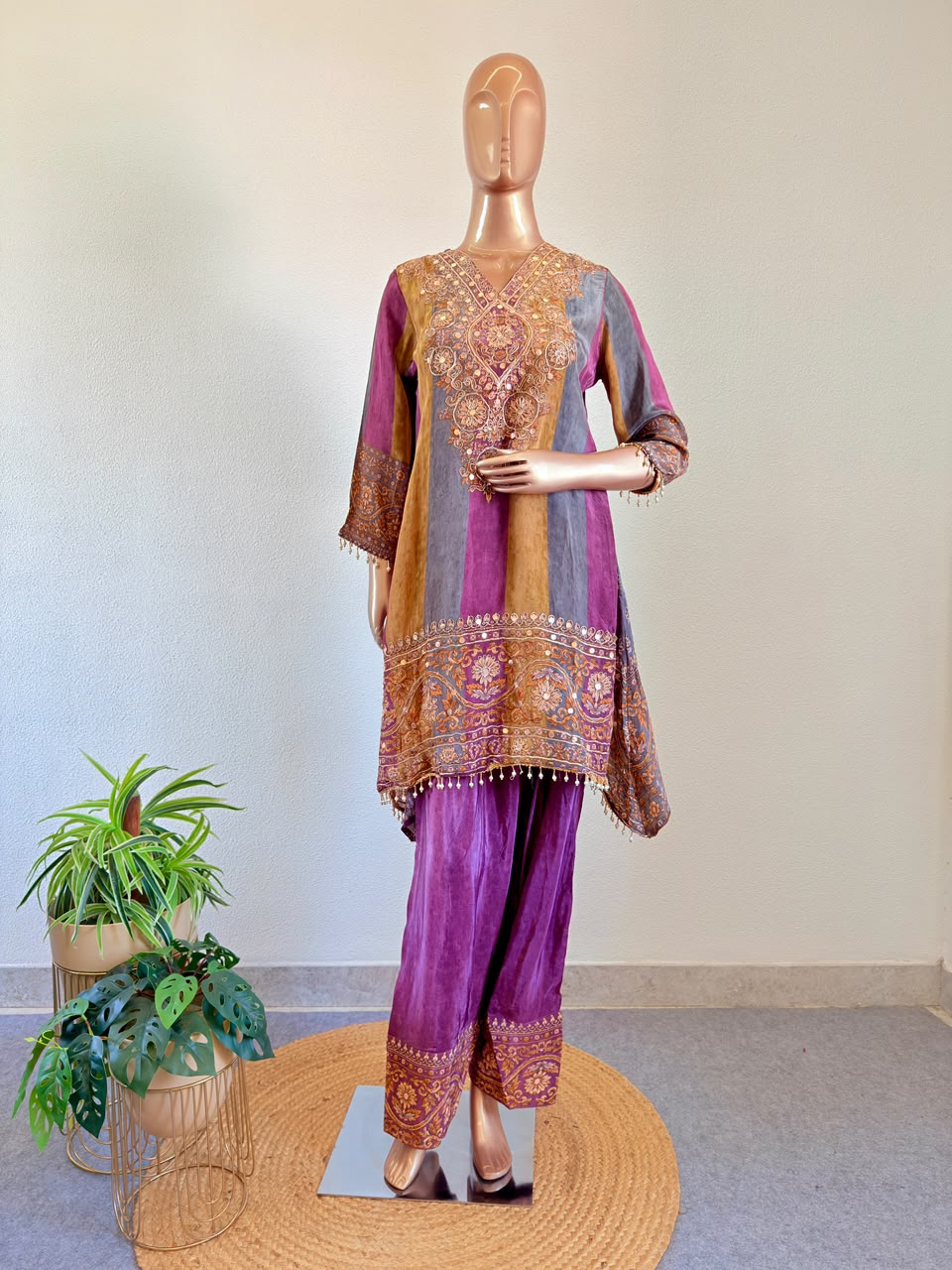 Zardozi & Mirror Embroidered V-Neck Crepe Suit Set with Farshi Bottoms